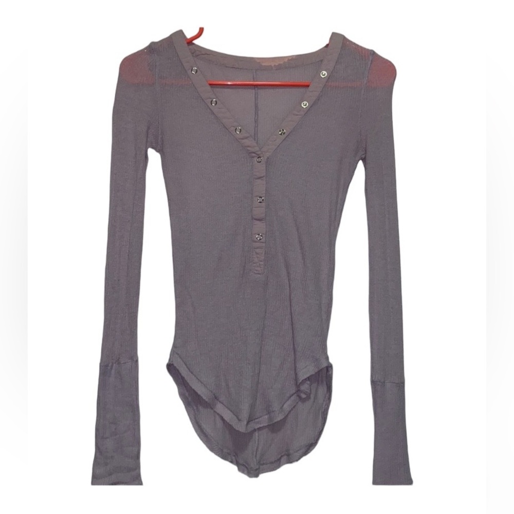 URBAN OUTFITTERS Lavender Button-Down Tight Long Sleeve Top